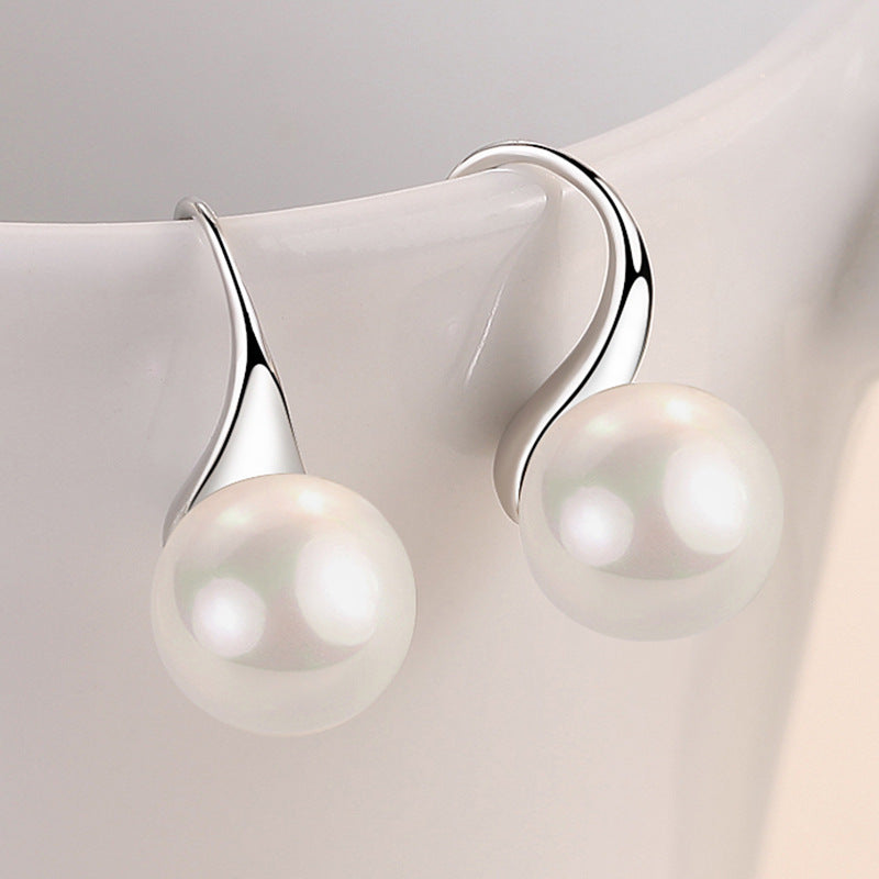 Women's Stylish Water Drop Pearl Earrings