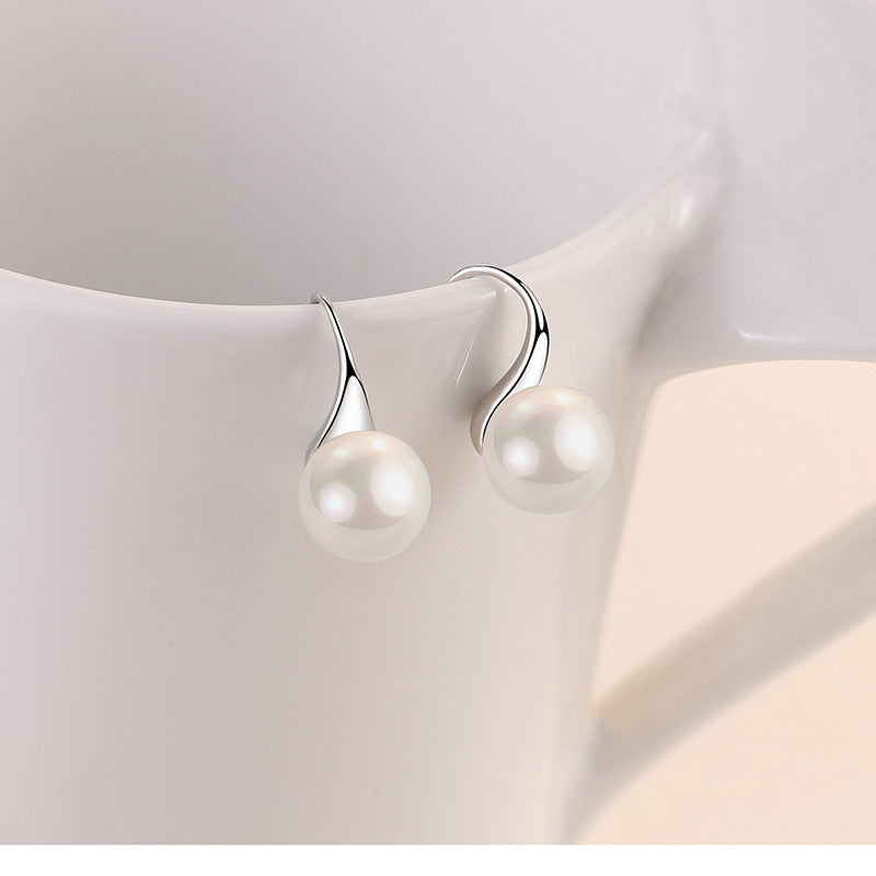 Women's Stylish Water Drop Pearl Earrings